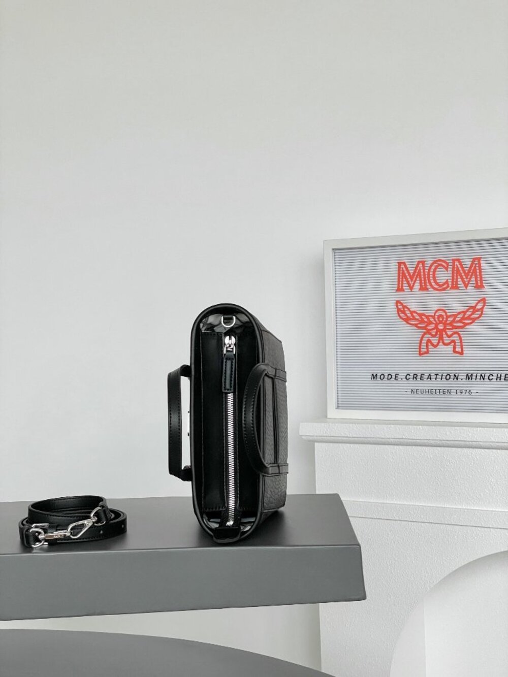 MCM Tote Bag - Picture 3 of 8